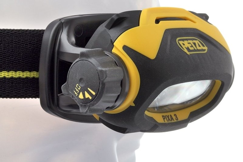 https://www.andreashop.sk/files/kat_img/PETZL_E78CHB_2_PIXA_3_HEADLAMP_2.jpg_OID_D39P200101.jpg