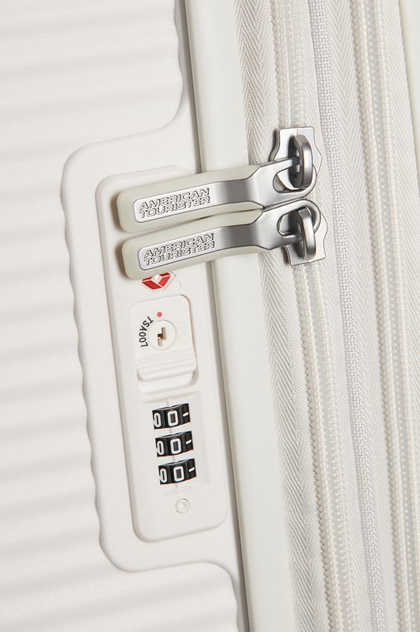 https://www.andreashop.sk/files/kat_img/SAMSONITE_AMERICAN_TOURISTER_SPINNER_32G05002_SOUNDBOX _67_24_TSA_EXP_JUST_LUGGAGE_PURE_WHITE_7_3e8f07a2a94a4e7bbbf6cb8440d81d9c.jpg