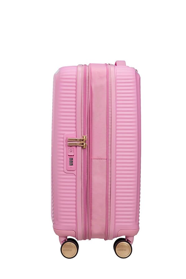 https://www.andreashop.sk/files/kat_img/SAMSONITE_AMERICAN_TOURISTER_SPINNER_32G80001_SOUNDBOX_55_20_TSA_EXP_PEARL_PINK_GOLD_5_1a4c14e299574b15931b141f606eca49.jpg